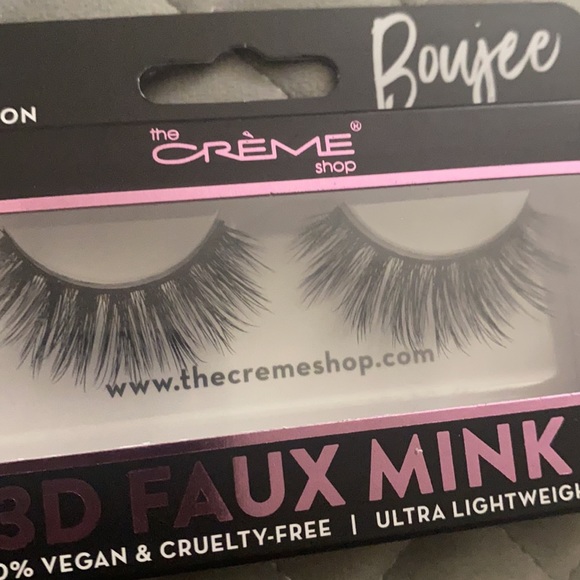 💄HOST PICK🏷️THe CRÈME SHOP BOUJEE LASHES - Picture 2 of 2